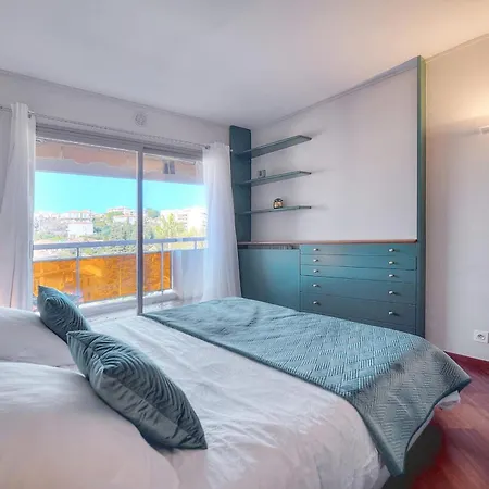 Le Saint Louis - Parking - - Terrace - Ac - Spacious Апартаменты *