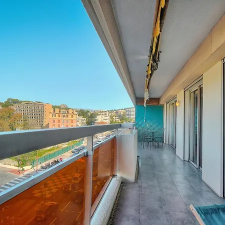 Le Saint Louis - Parking - - Terrace - Ac - Spacious 아파트