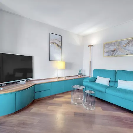 Апартаменты Le Saint Louis - Parking - - Terrace - Ac - Spacious